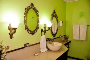 Cariari Bed & Breakfast - Bathroom