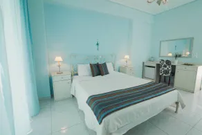 Kyparissia Blue Boutique Hotel - Habitación