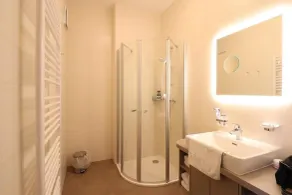 Kirchenwirt in Maria Schutz - Bathroom