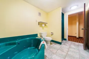 Days Inn by Wyndham Atmore - Salle de bain