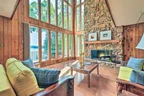 Quaint Lake Norman Home w/ Boat Dock + Grill! - Interiør