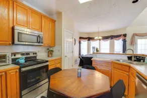 Great for Families! Suburban Home in Ruther Glen - Interior