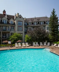 Tour des Voyageurs - Piscine