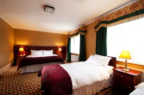 Riverbank House Hotel - Room