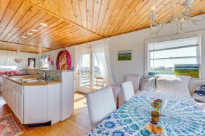 Walk to the Beach: Pet-friendly Gem in Biddeford! - Interiör