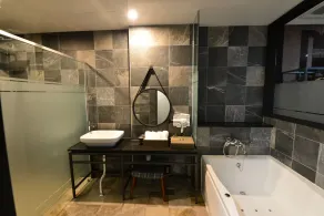 K Boutique Hotel - Badeværelse