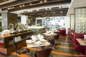 Crown Regency Hotel Makati - Restaurant