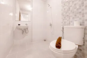 Spacious And Restful 1Br Tokyo Riverside Pik 2 Apartment - Badeværelse