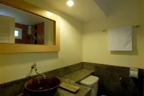 Jerung Hotel - Bathroom