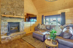 Fish, Raft & Relax! Spacious Sulphur Springs Home - Interiør