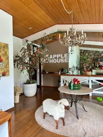 Pousada Apple House Campos do Jordao - Reception