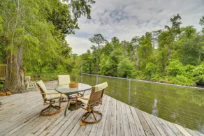 Riverfront Deck: Outdoor Retreat in Fairhope! - Interiör