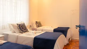 Pousada e Hostel São Paulo Comfort - Bairro Pinheiros, próximo Hospital das Clínicas e Incor, Oscar Freire, Av Paulista, Allianz, Vila Madalena e fácil acesso ao Ibirapuera e Morumbi - Room