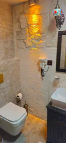 Cleopatra Antique Hotel - Bathroom