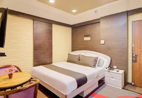 Aishwaryam Hotel - Room