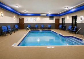 Holiday Inn Express & Suites - Huntsville Airport by IHG - Pool