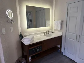 Best Western Plus Miamisburg-Dayton Suites, Banquets & Hotel - Salle de bain