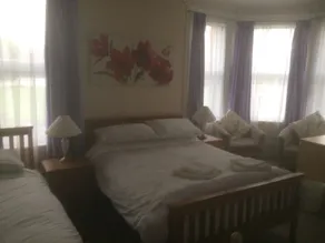 The Avenue GuestHouse - Zimmer