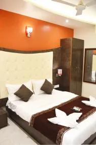 Hotel A. K. International - Fort - Room
