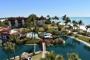 Pointe Santo B25 - Pool
