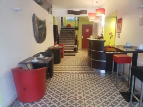 Enzo Hotels Contrexéville - Reception