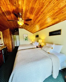 Bear Inn Retreat - Room