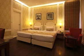 Hotel Bright - Room