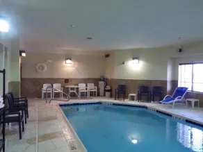 Comfort Inn Crystal Lake - Algonquin - Piscine