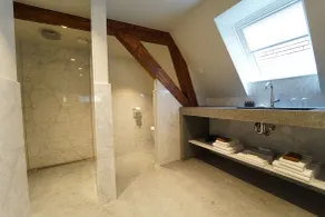Business Guesthouse - Baño