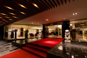 Hotel Yoshi - Image 1