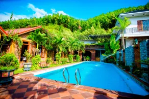 Phong Nha Hillside View Bungalow - Zimmer