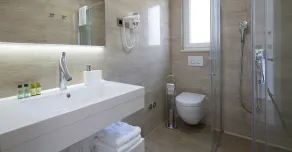 Die Jahreszeiten Residenz - Vis - Badezimmer