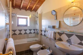 Hotel Casafrassi  - Badrum