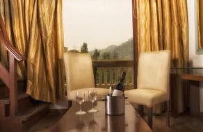 Hotel Royal Ark - Kasauli - Zimmer