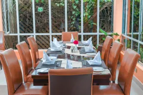 Falcon Heights Hotel - Restaurante