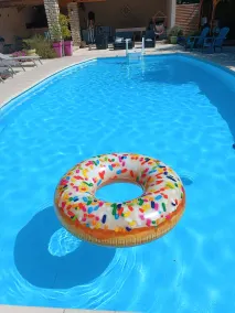 Maison d'Hôtes & Spa La Chêneraie-Provence Ventoux - Piscina