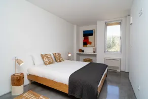 Golden House - Habitación