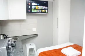 Cape Town Micro Apartments - Zimmer