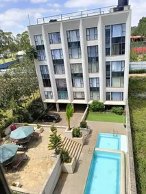 Lux Suites Laiser Place by Tsavo Rongai - Piscina