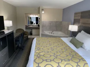 Baymont by Wyndham Cheraw - Room
