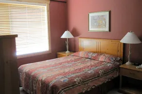 Cornerstone Lodge by StayIn - Chambre