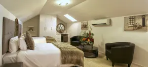 Heritage Square Apartments - Room
