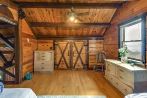 Lock Haven Cabin w/ Wood Stove & Mountain View! - Zimmer