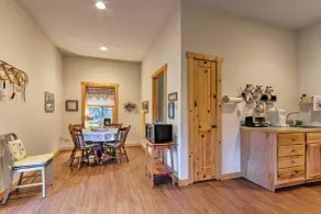 Quaint Apt ~ 5 Miles to Appalachian Trail & Lake! - Interiør