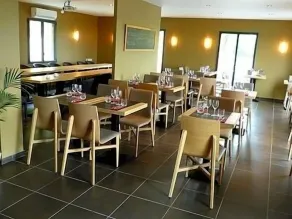 LOGIS Hôtel-restaurant IMAGO - Restaurante