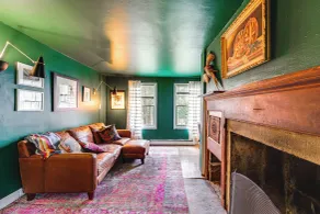 Historic Connecticut Home w/ Grill & Spacious Yard - Innvendig