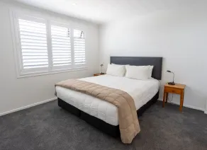 Belle Mer Beachfront Apartments - Habitación