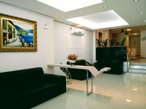 Golden Hotel - O MAIS CENTRAL - Pet Friendly - Reception