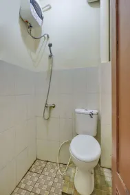 Pulogadung Residence by Nam RedPartner - Bathroom