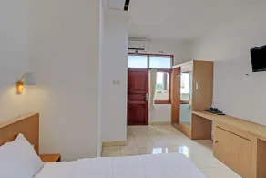 Guest House Simalem - Chambre